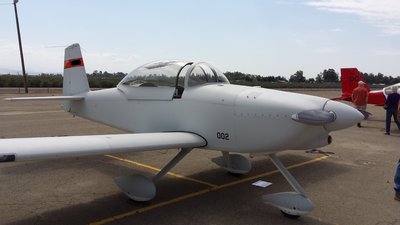 RV8_04.jpg